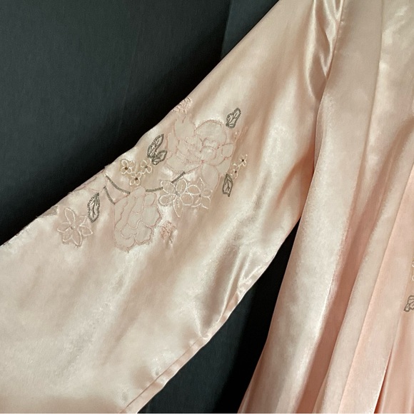 Madison Studio Satin Chemise and Robe Set in Soft Peach - Picture 3 of 9